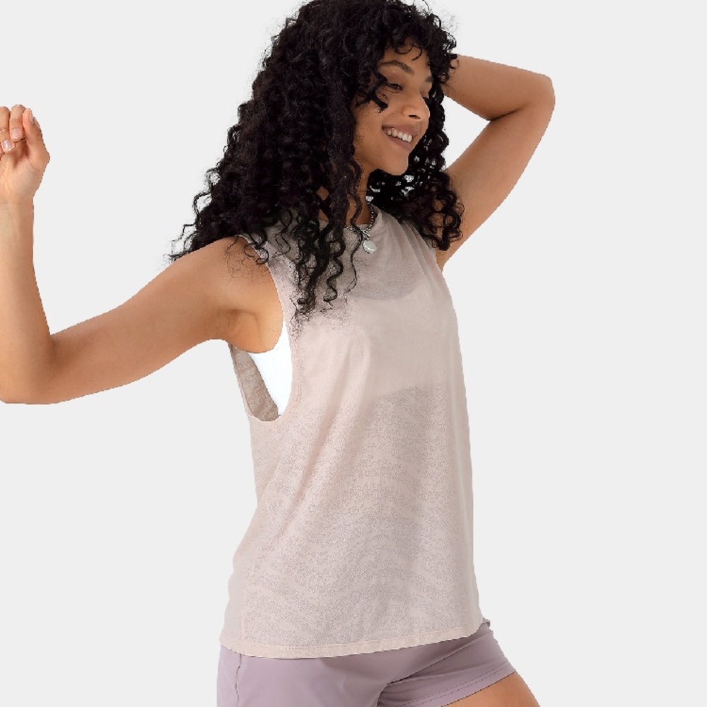 NWT Halara Sports Top